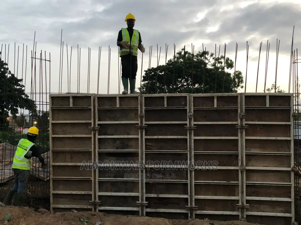 Pillars/Retaining Wall/Columns/Decking/Slabs/Scaffolds/Props