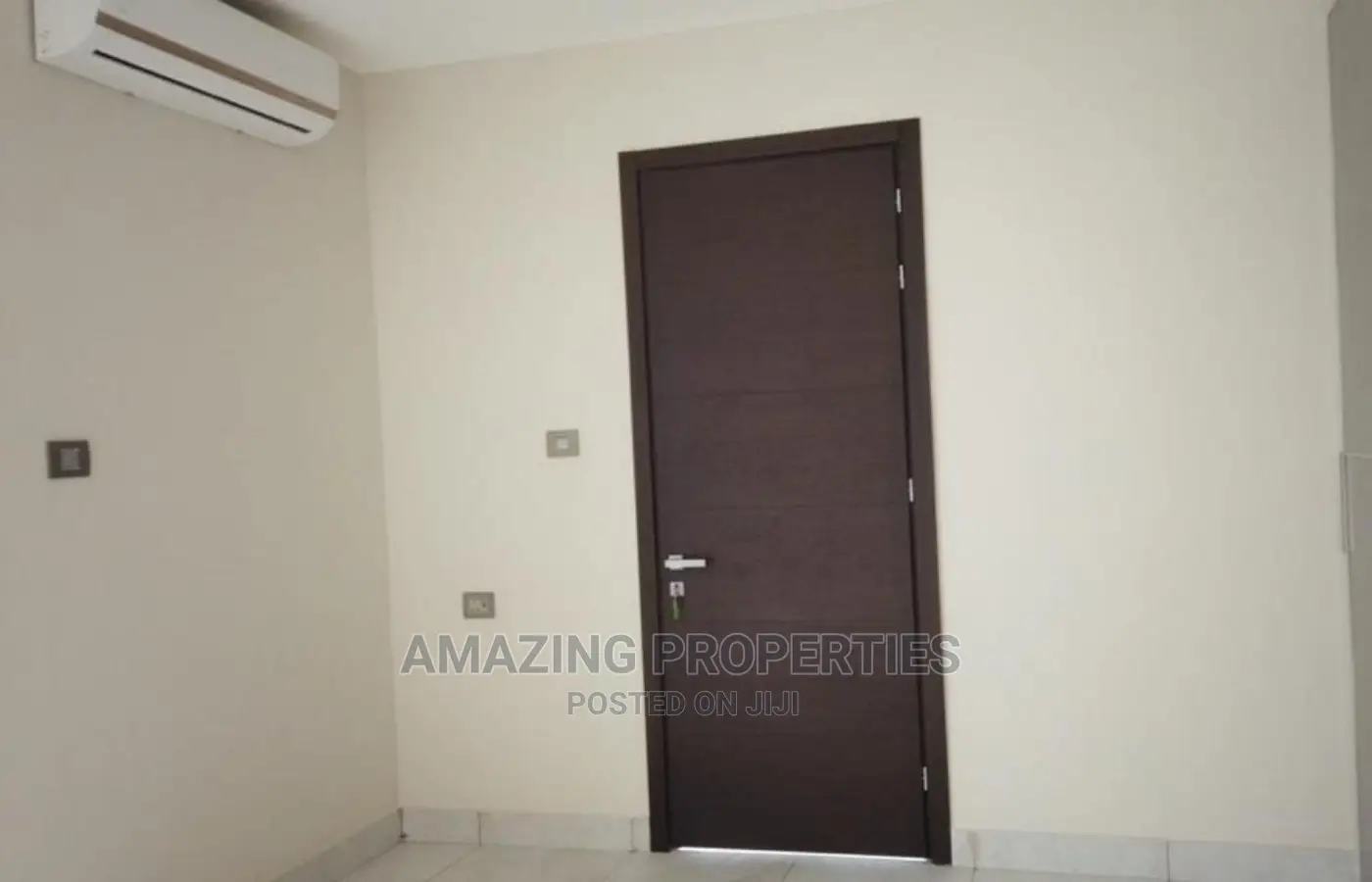 5bdrm House in East Legon for Rent