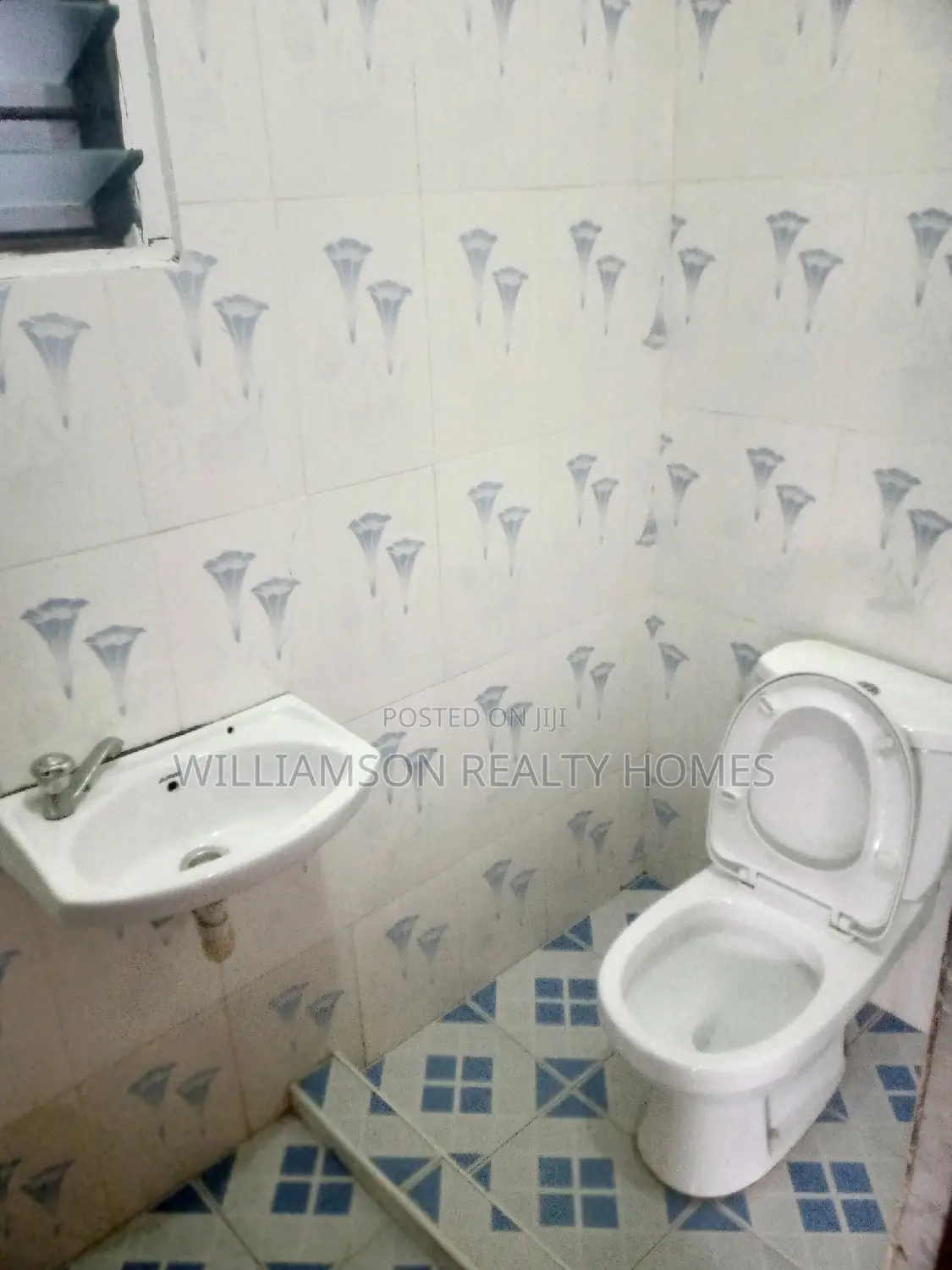 1bdrm Apartment in Community 18 Baptist, Spintex for rent