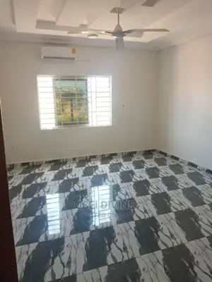 Exe 2-Bedrooms Apartment Dansoman