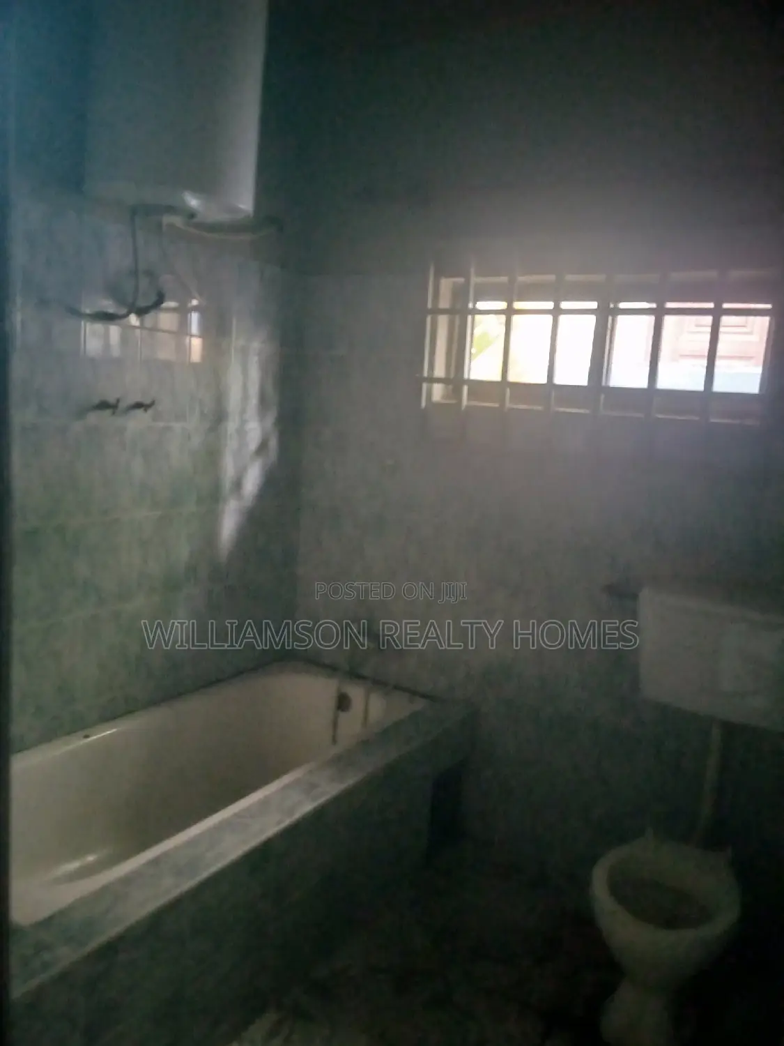 4bdrm House in Community 18, Spintex for rent