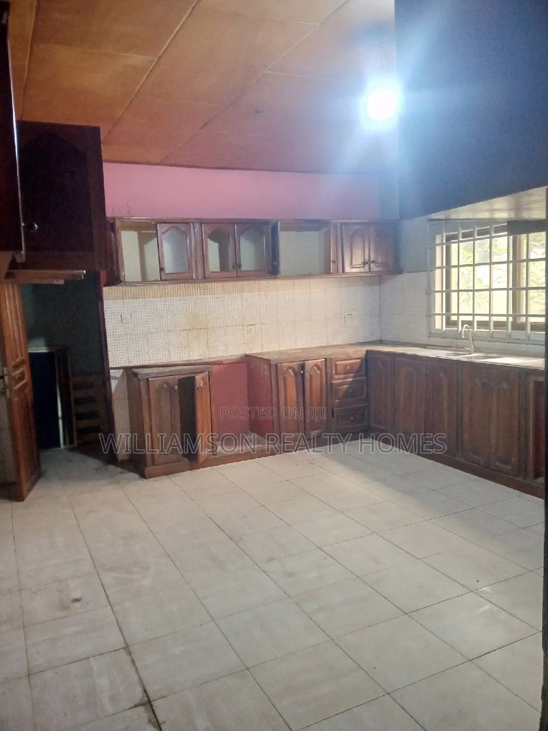 4bdrm House in Community 18, Spintex for rent
