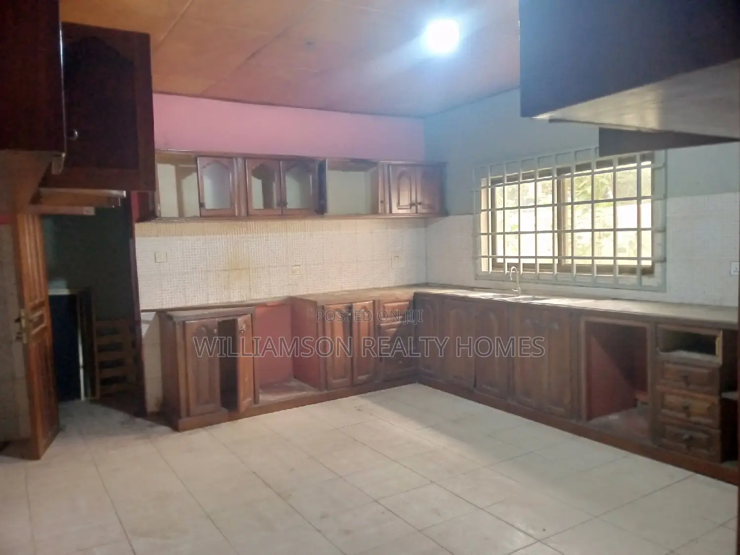 4bdrm House in Community 18, Spintex for rent