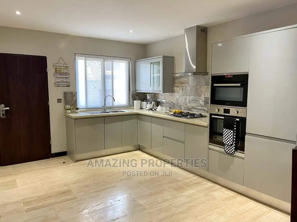 Furnished 4bdrm Duplex in Cantonments for Rent