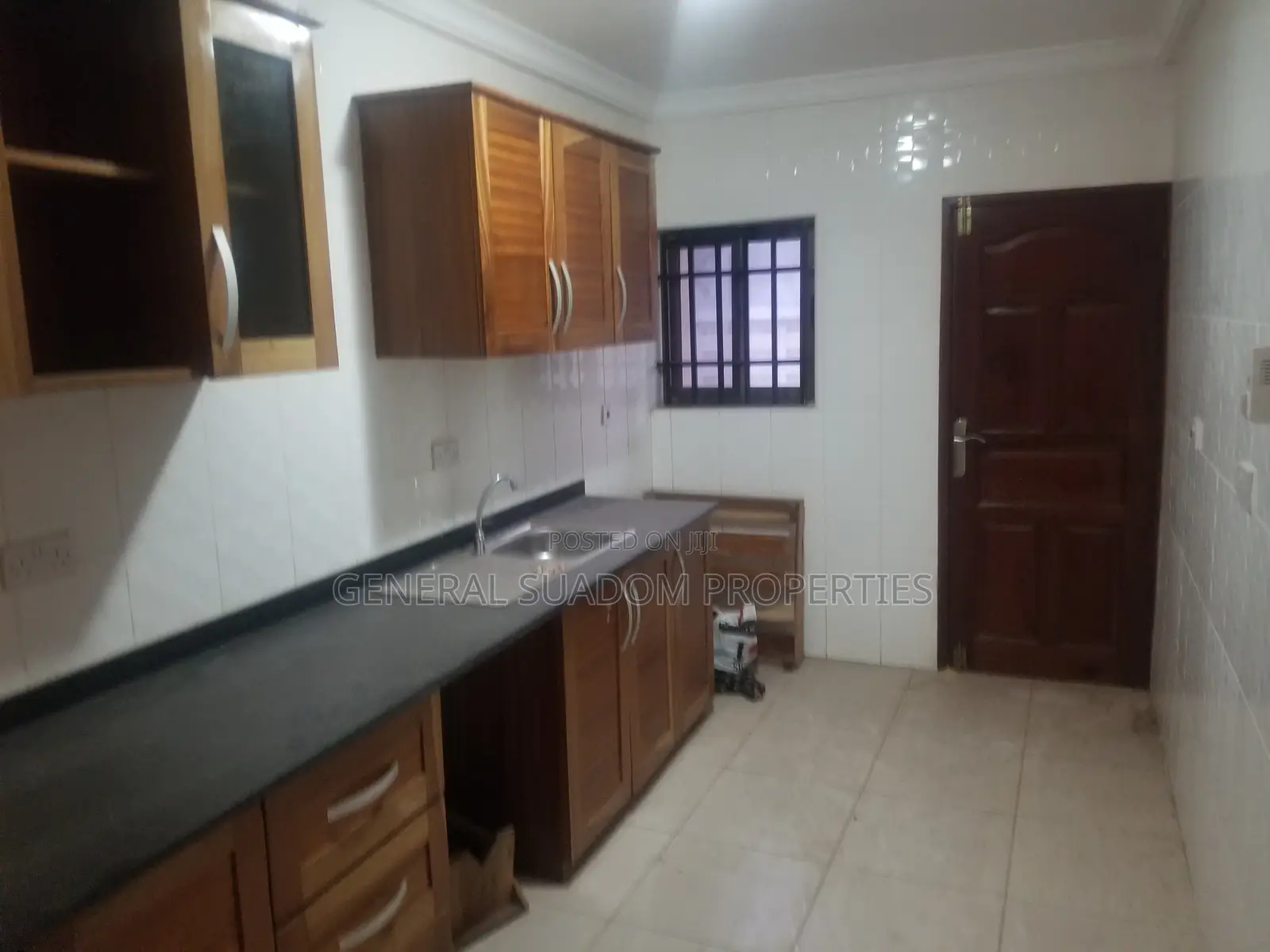 3bdrm House in Suadom Properties, Baatsona Total for rent