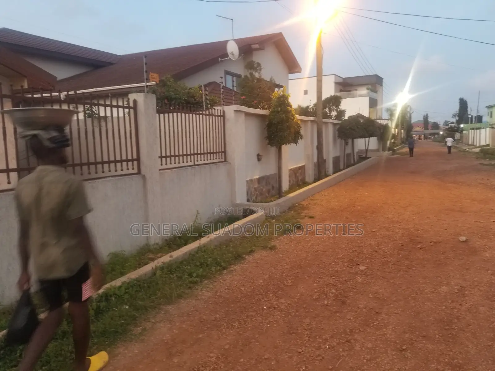 3bdrm House in Suadom Properties, Baatsona Total for rent