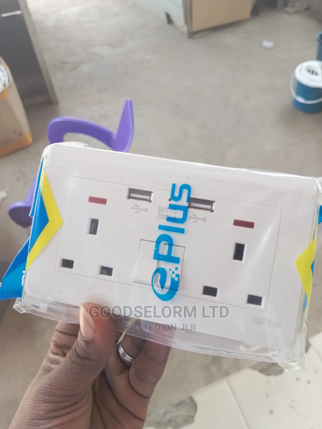 Valbona Sockets With USB