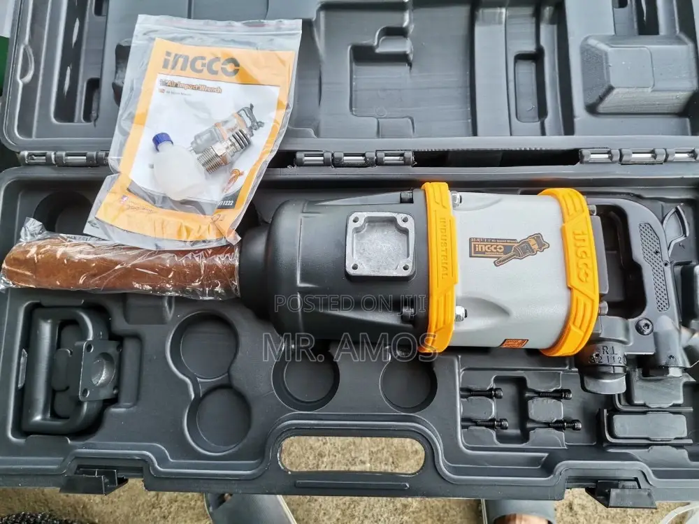 1′′ Air Impact Wrench With Universal Connector - Aiw11222