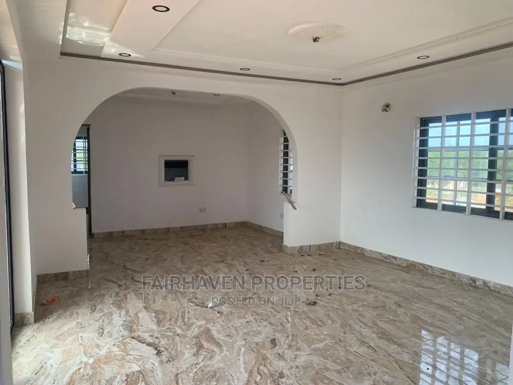 3bdrm Apartment in Tseaddo, Labadi for rent