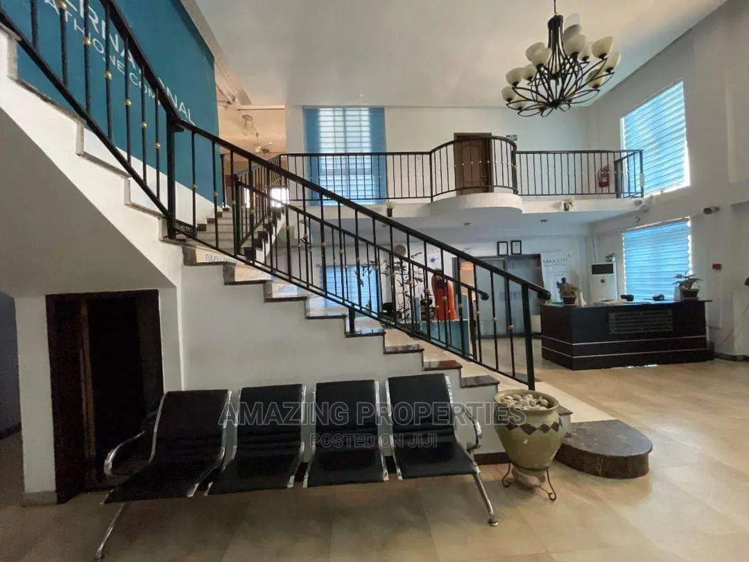 Furnished 8bdrm House in East Legon for Rent