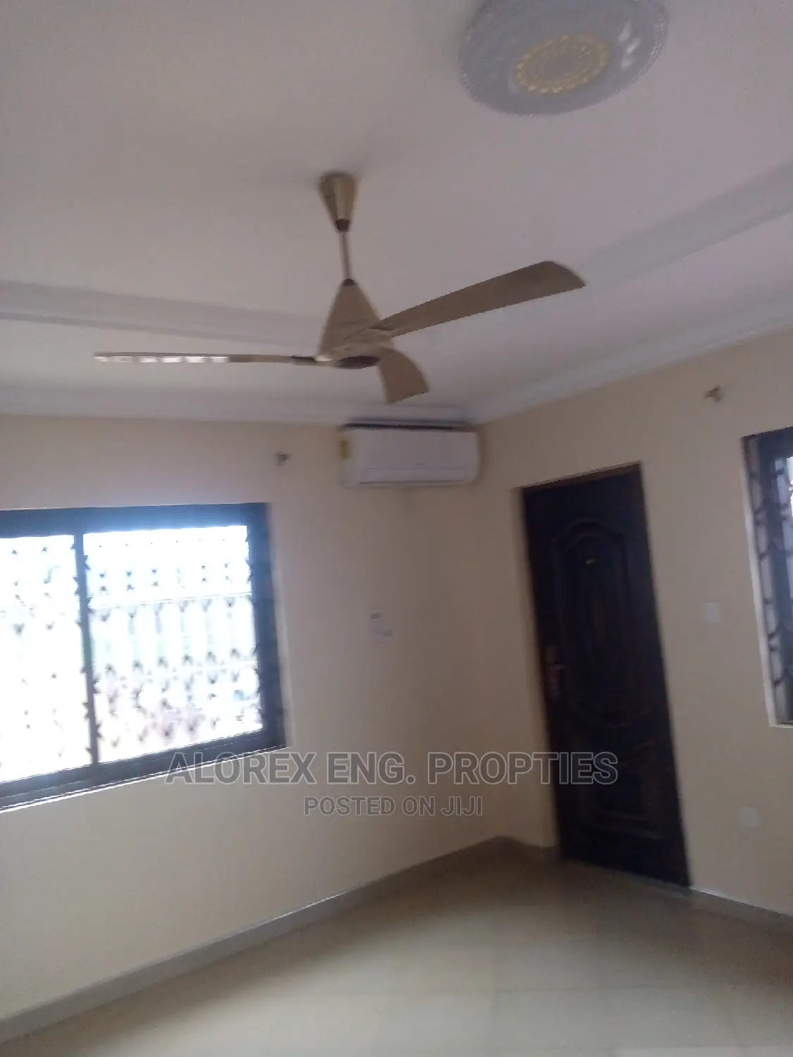 3bdrm House in Self Compound, Oyarifa for rent