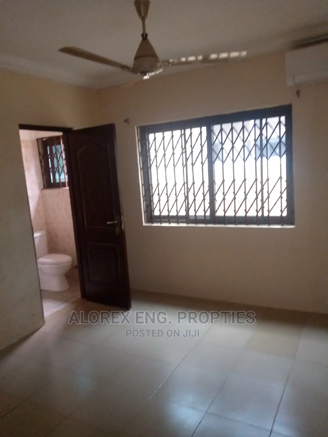 3bdrm House in Self Compound, Oyarifa for rent