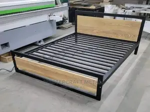 Quality Metal Stuffing Bed/Queen Size Bed/Bed