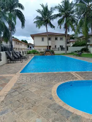 4bdrm Townhouse / Terrace in Seekers Realty, Cantonments for Rent