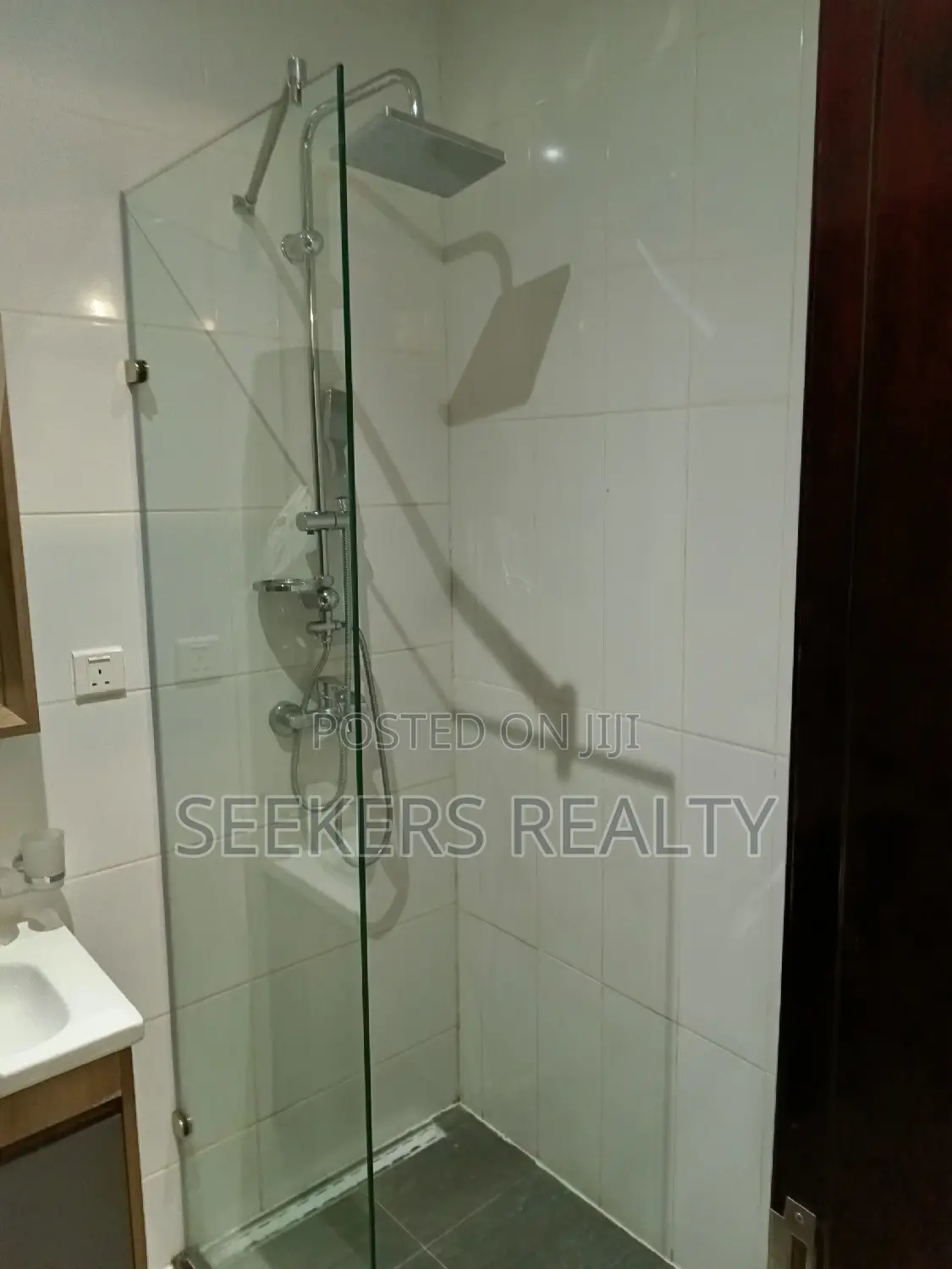 Furnished 2bdrm Apartment in Seekers Realty, Cantonments for rent