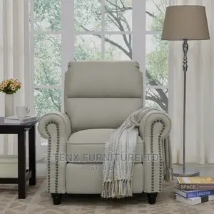 Recliner (Lamoreaux 38'' Wide Manual Standard)