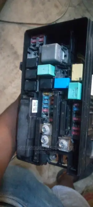 Honda Civic 2017 Engine Fuseboard