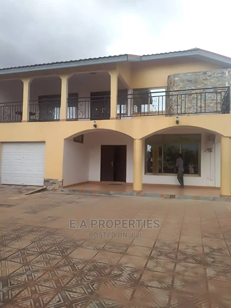 3bdrm Apartment in E a Properties, Ability for Rent