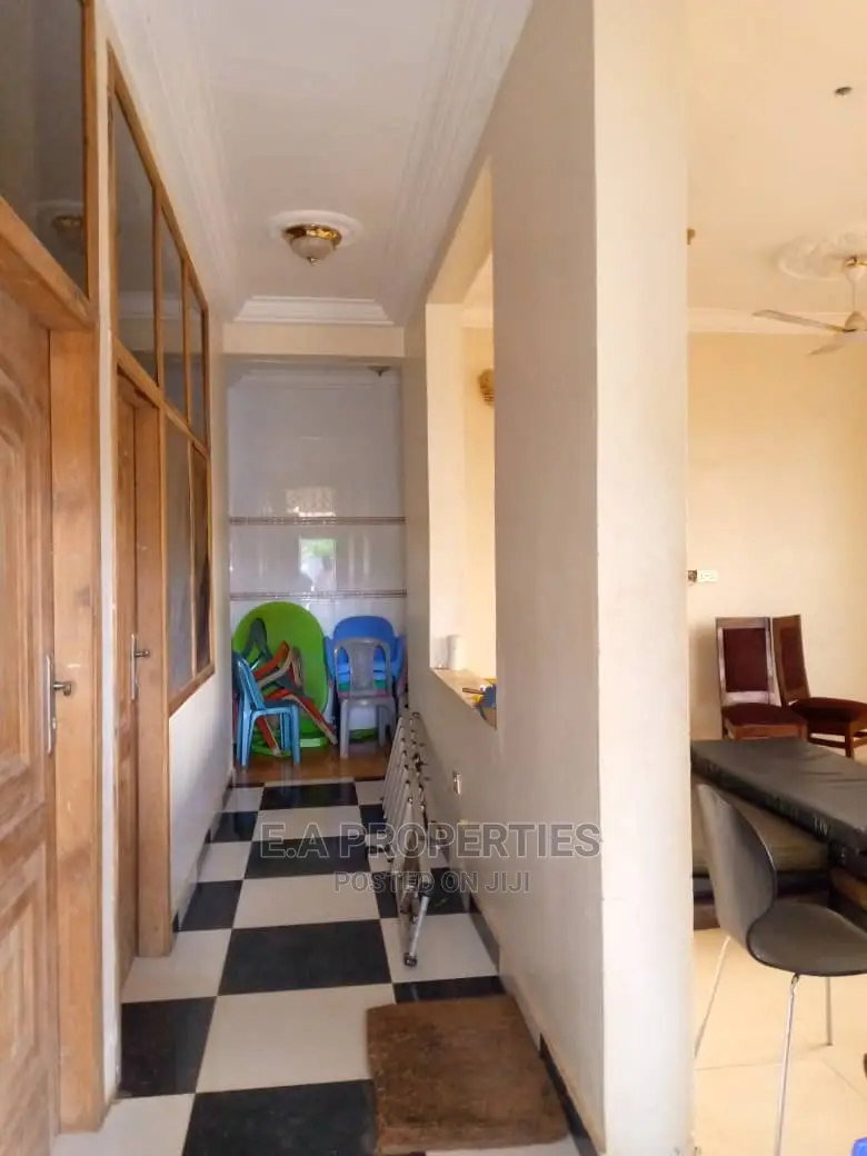 6bdrm House in E a Propertis, Ability for Sale