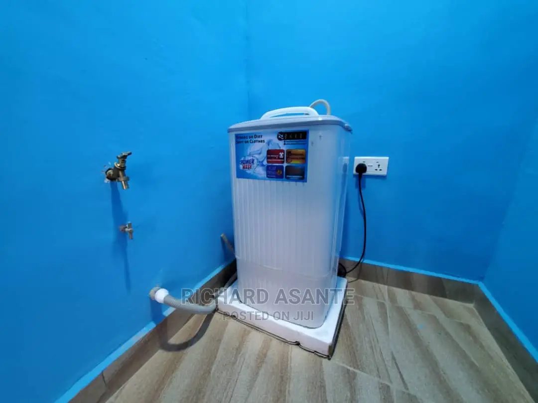 Exctv Bedroom With Kitchen, Heater in Bathroom at Pokuase