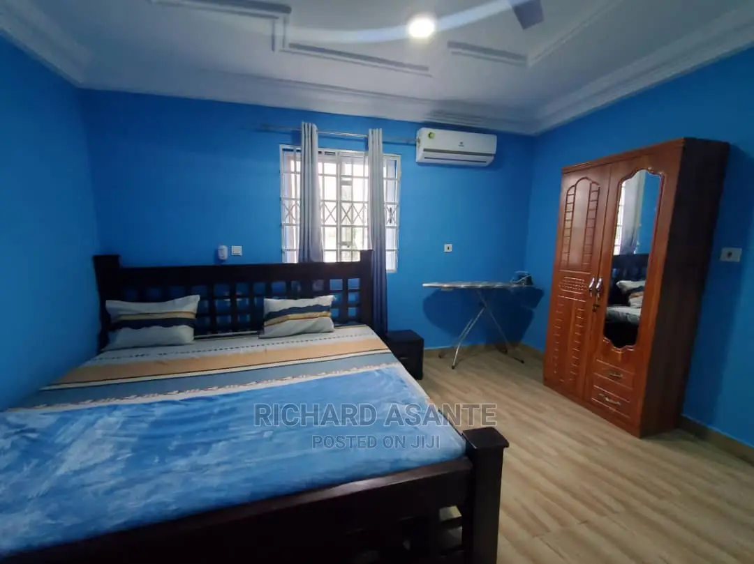 Exctv Bedroom With Kitchen, Heater in Bathroom at Pokuase