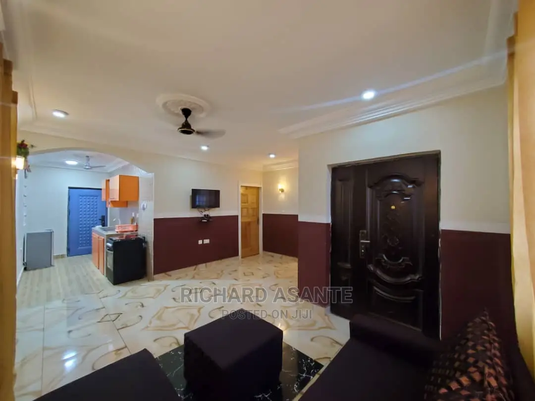 Exctv Bedroom With Kitchen, Heater in Bathroom at Pokuase