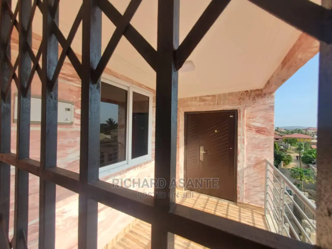 Fully Furnished 1 Bedroom Apartment at Fise Amasaman