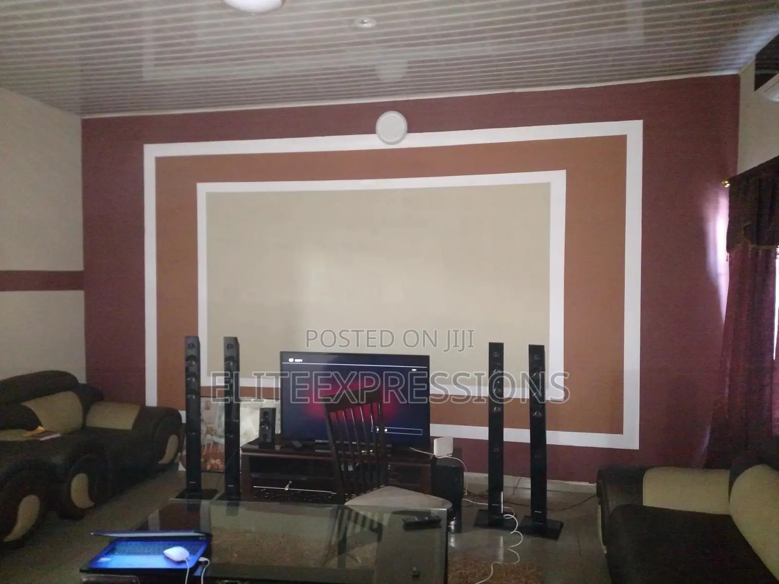 Painter and Wallpaper Services