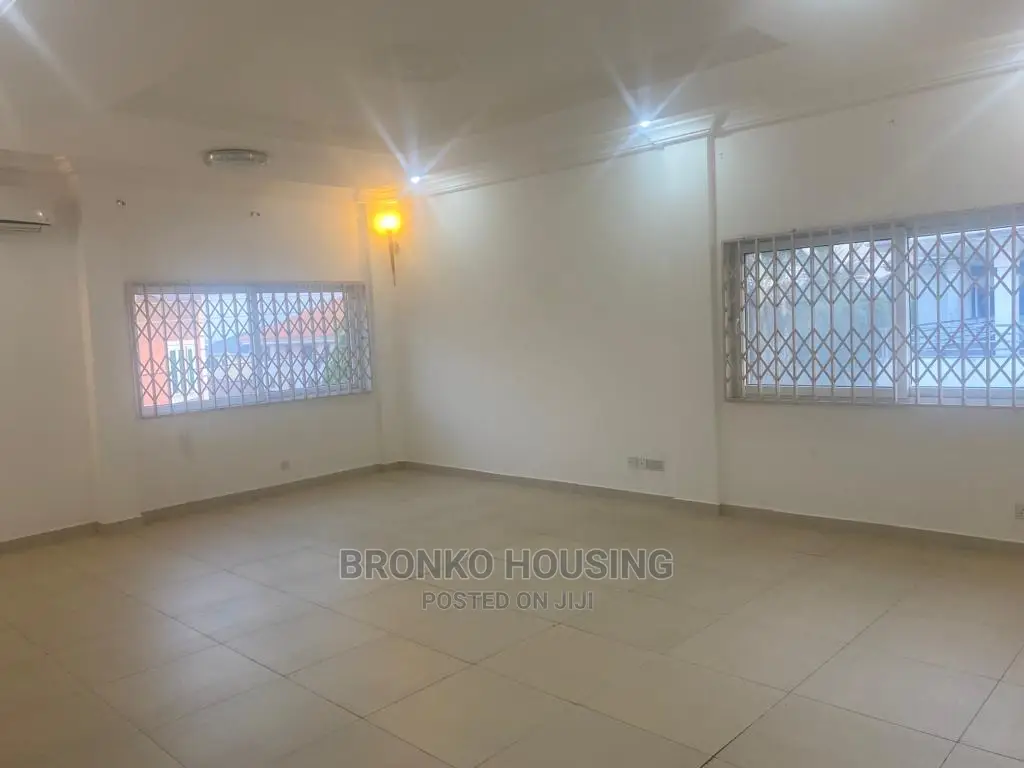 4bdrm House in Bronko Housing, Airport Residential Area for rent