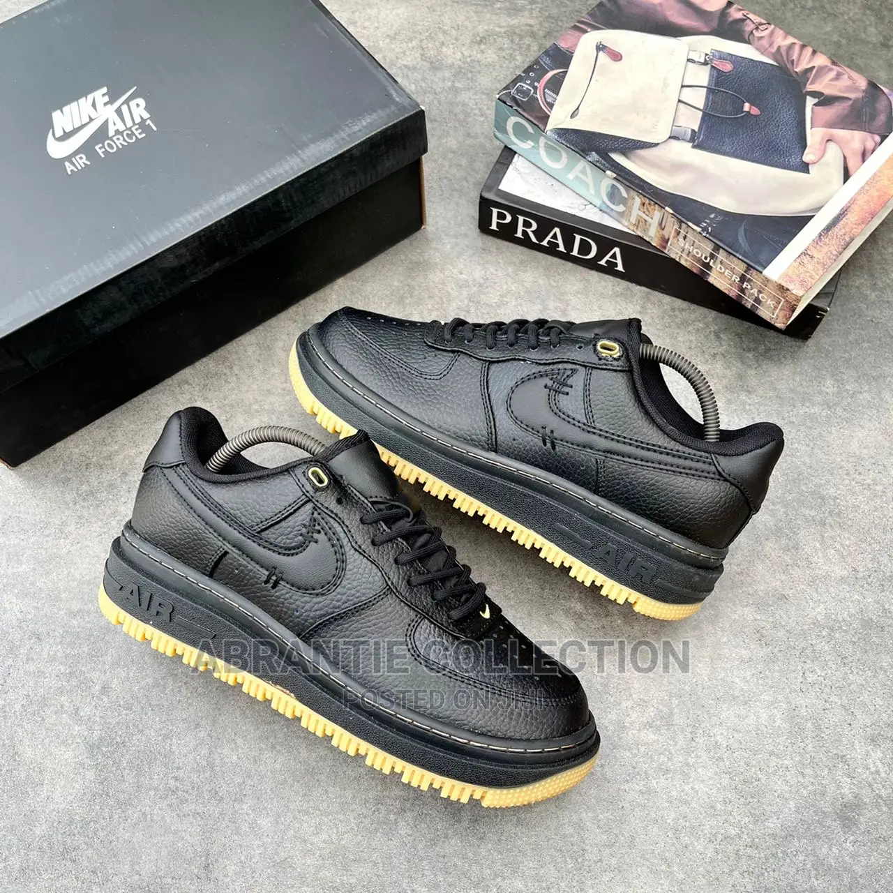 Nike Air Force 1 Luxe Black Gum