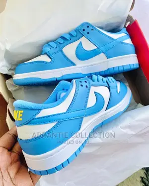 Nike Dunk Low University Blue