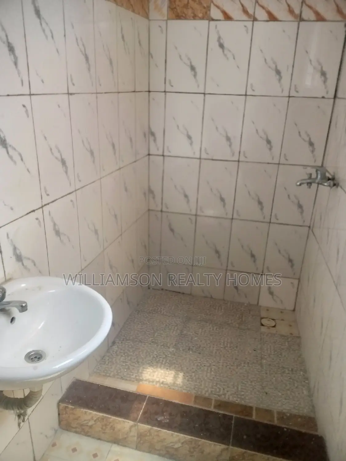 1bdrm Apartment in Hfc Estate, Spintex for rent