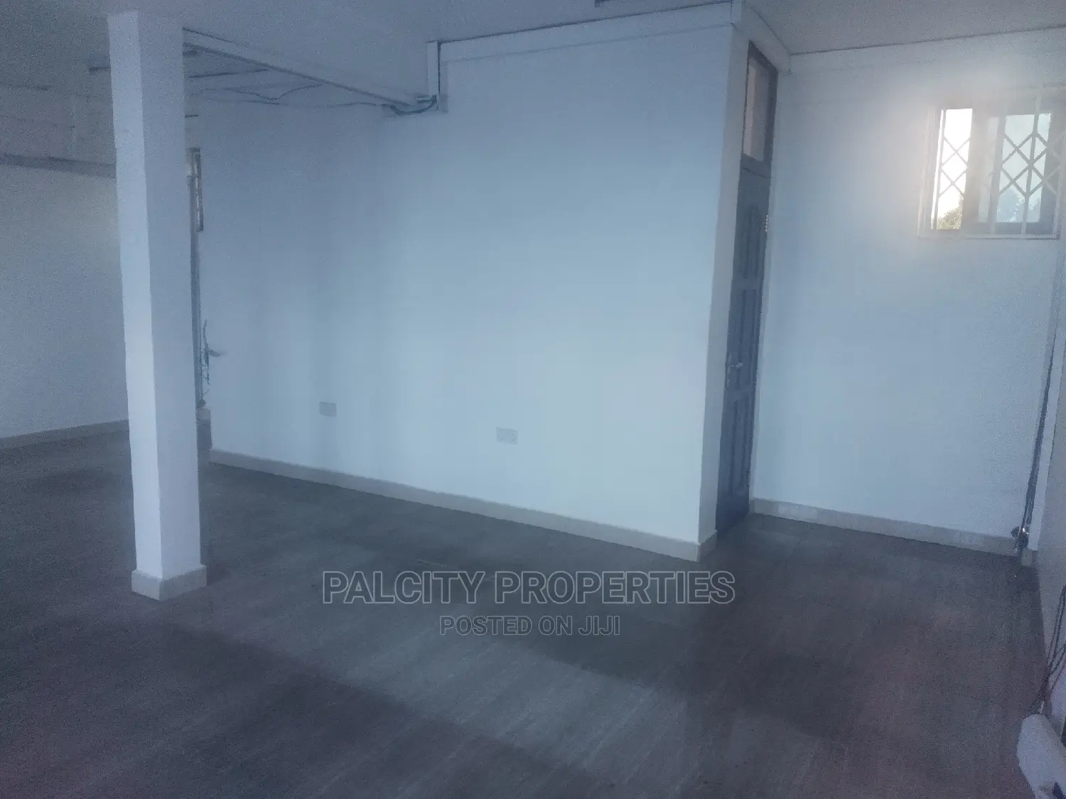 Office Space Ror Rent at Stadium