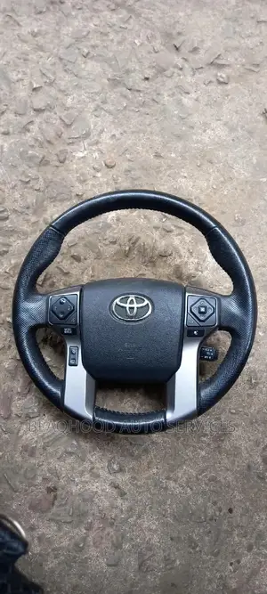 Toyota Tundra 2012-2020 STEERING WHEEL AIRBAG Available