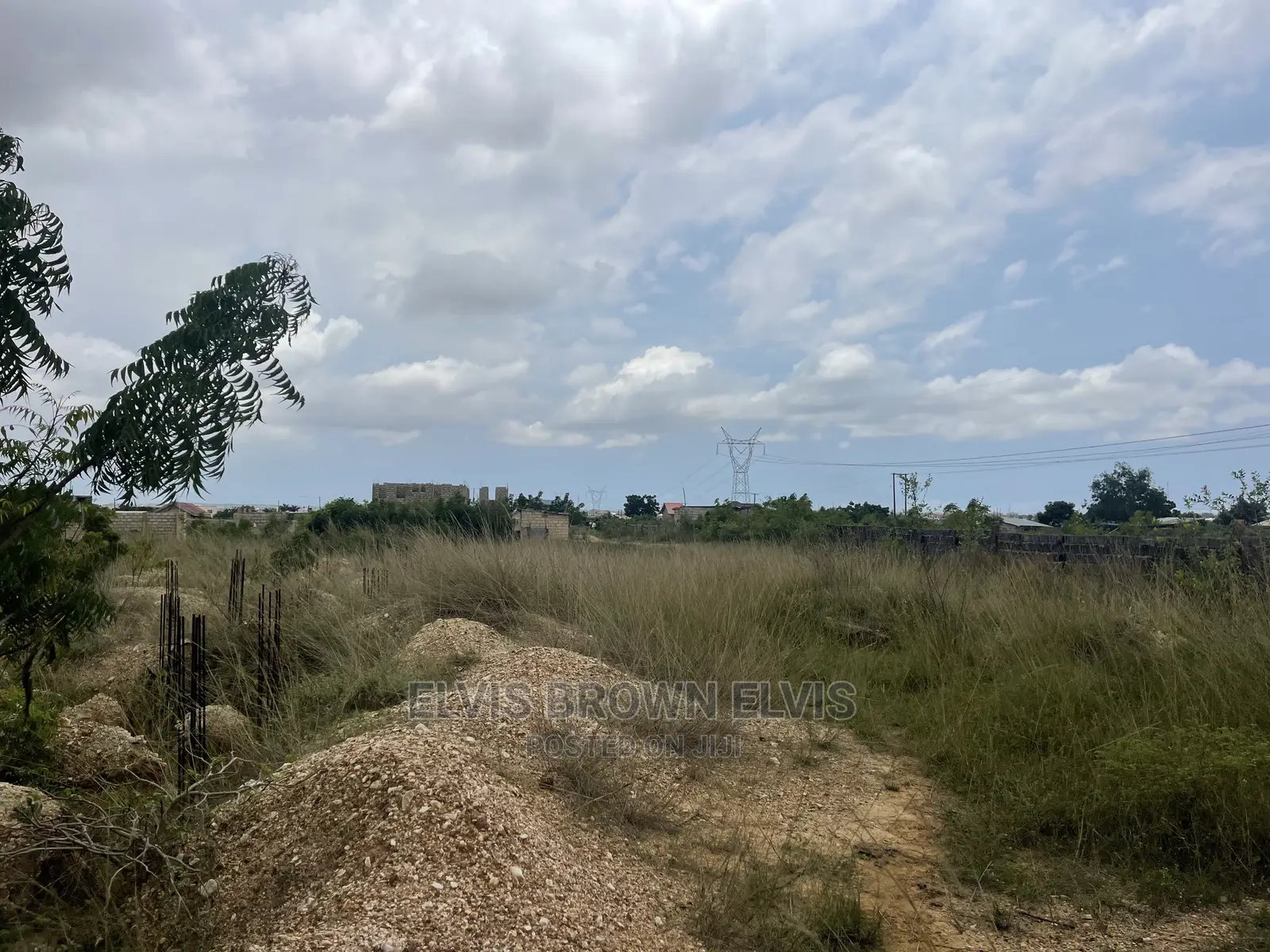 Two Plots of Land for Sale at Santeo