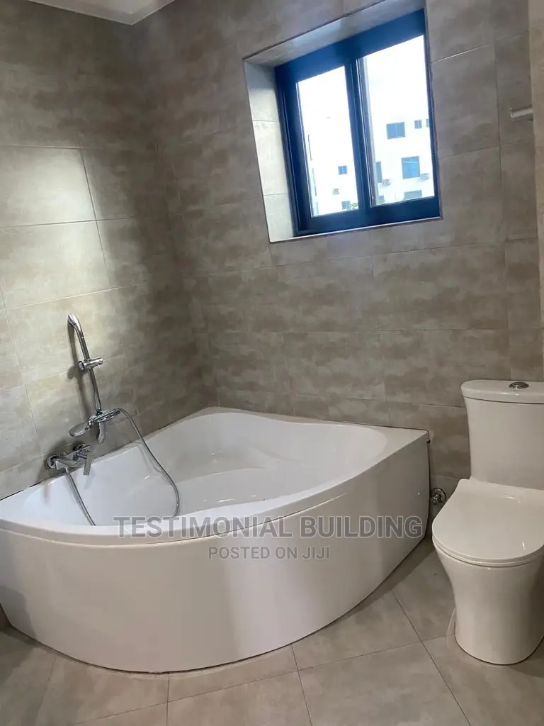 6bdrm House in Testimonial Building, East Legon for Rent