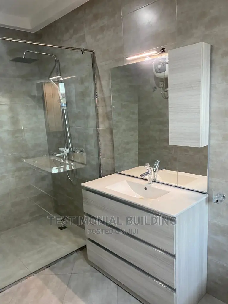 6bdrm House in Testimonial Building, East Legon for Rent