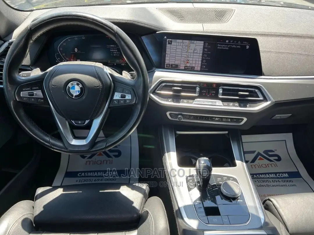 New BMW X5 2022 Gray