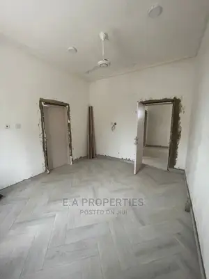 3bdrm Apartment in E a Propertis, Coffee Shop Area for Rent