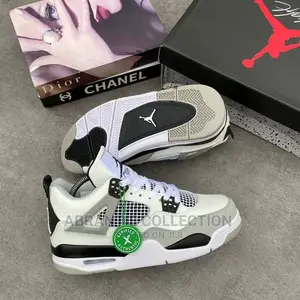 Air Jordan Retro 4 Military Black