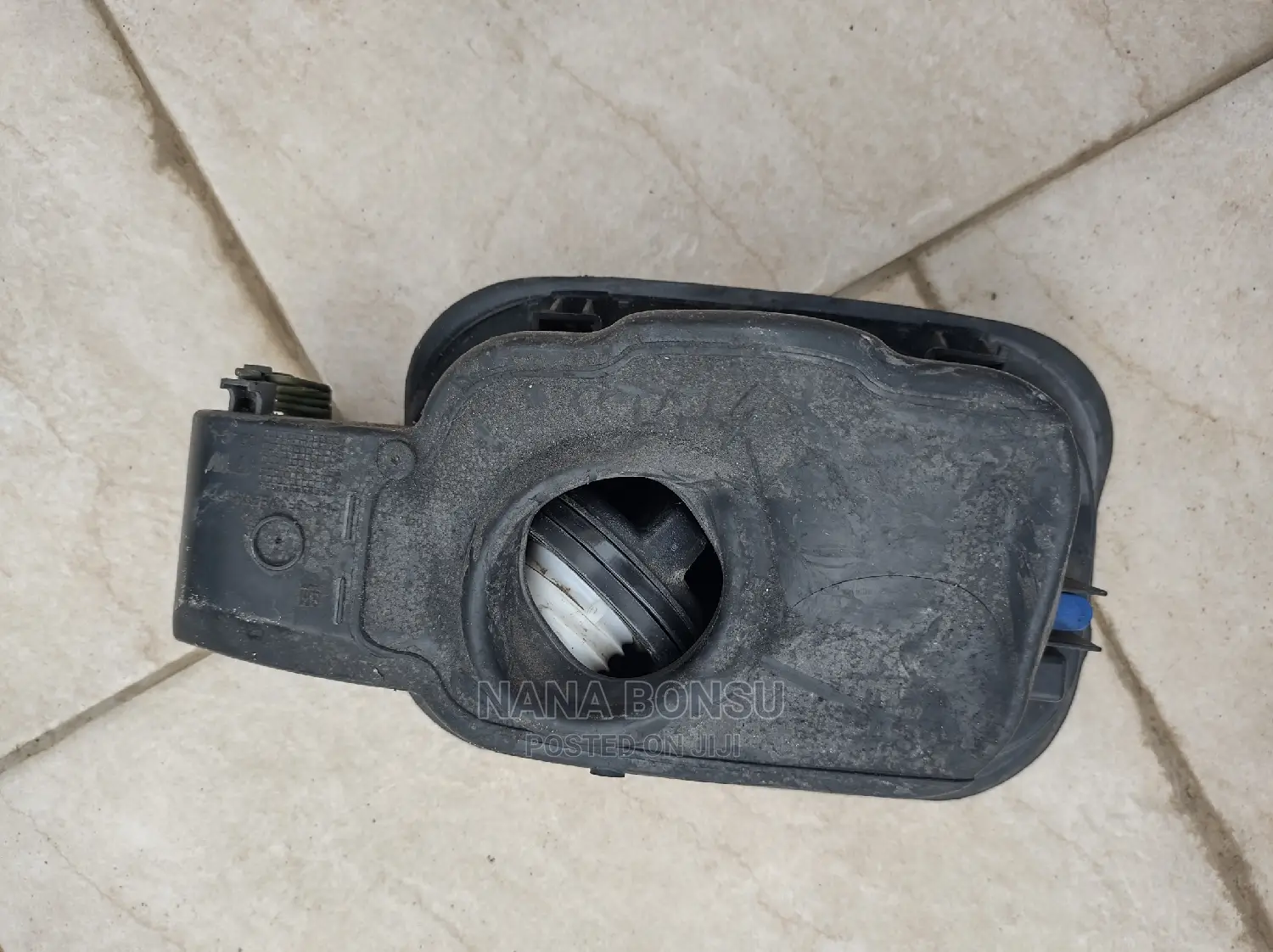 2017-2021 Chevrolet Cruze Fuel Tank Cover