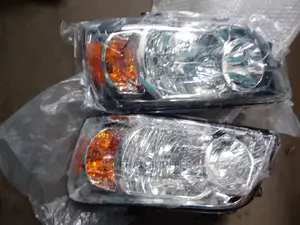 Toyota Highlander 2004/6 Headlight Pair.