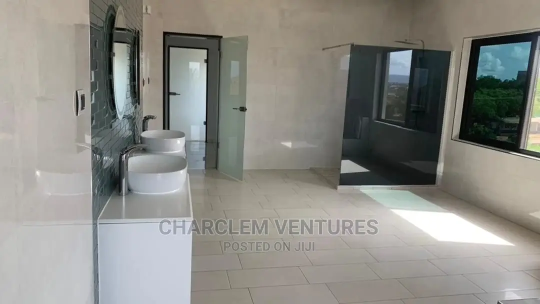 4bdrm Duplex in Priscilla Agent, East Legon for Sale