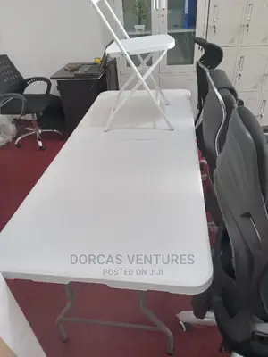 Foldable Table