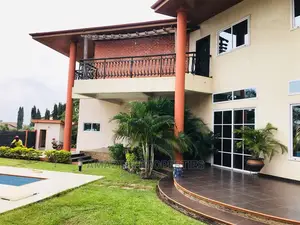 5bdrm House in Adjiringanor, Adjiriganor for Sale