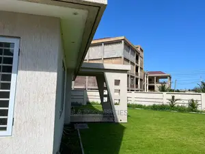 4bdrm House in E a Propertis, Airport Residential Area for Sale
