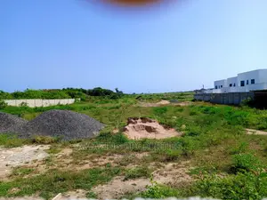 4plots of TDC Serviced Land Sakumono Inside Celebrity Golf