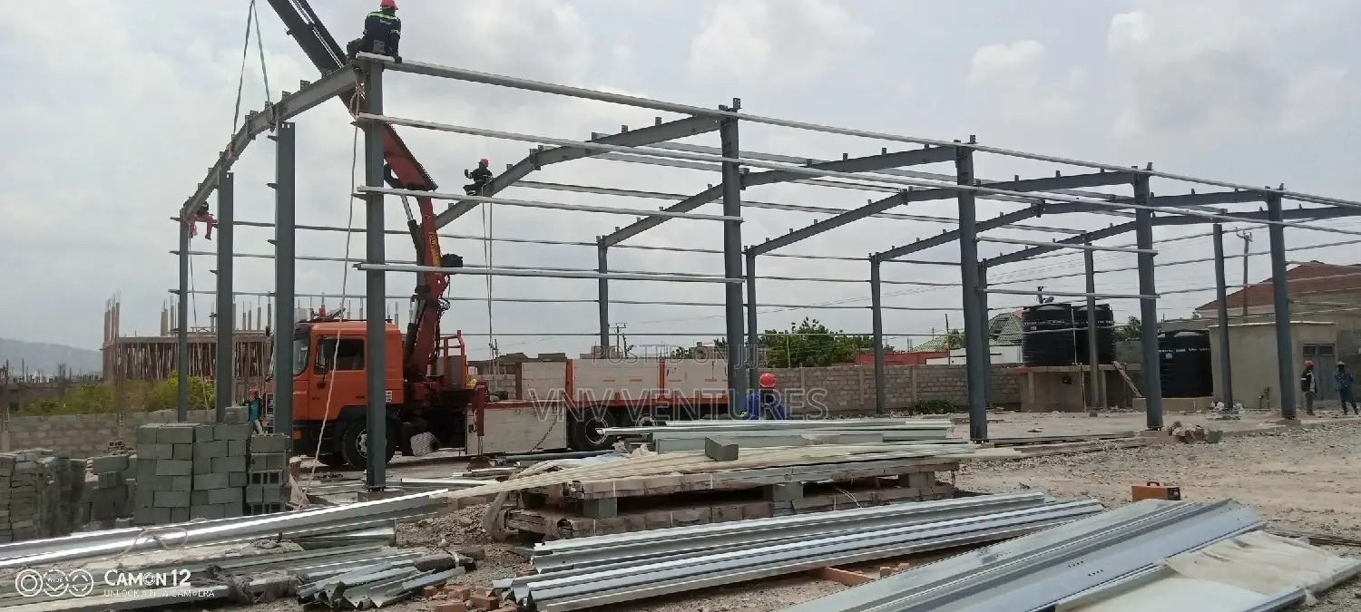 Self Loader Crane Trucks and Towing Trucks for Hiring
