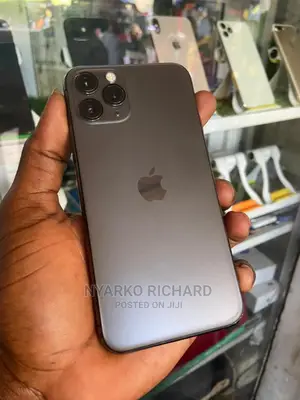New Apple iPhone 11 Pro Max 256 GB Black