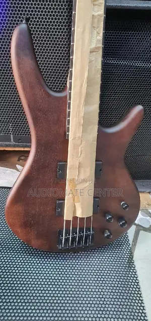 Ibanez Soundgear Active Bass Guiter